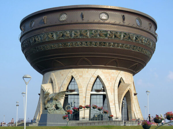 Стало известно, как учреждения работают в Москве в праздники с 2 по 4 ноября