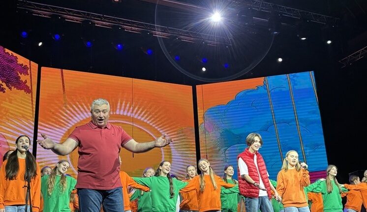 Мюзикл «Приключения Электроника» представил БДХ им. В.С.Попова