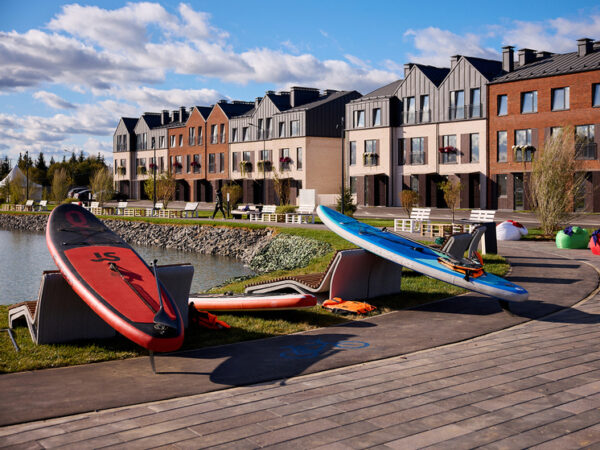 Покупатели жилья спустились на землю: вырос спрос на таунхаусы «под ключ»