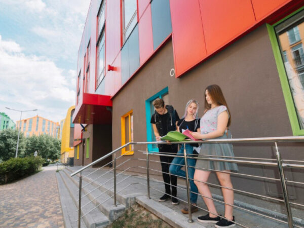 Россияне рассказали, какие заведения хотят иметь у дома