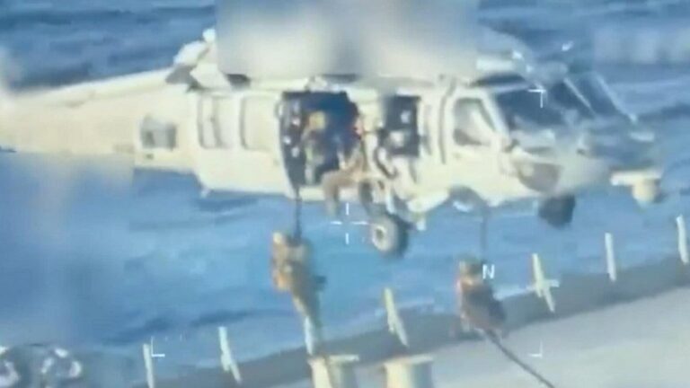 Давление на Мадуро: США обещают и дальше захватывать нефтяные танкеры Венесуэлы»>