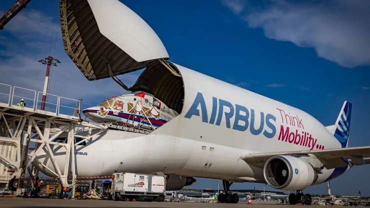 Самолет Airbus BelugaST